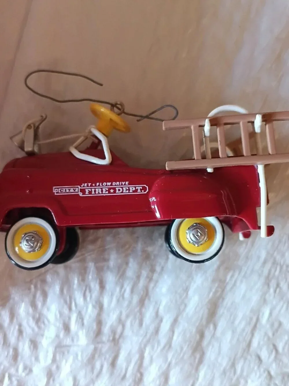 Hallmark Keepsake 1995 Murray Fire Truck Kiddie Car Classics #2 Ornament NIB